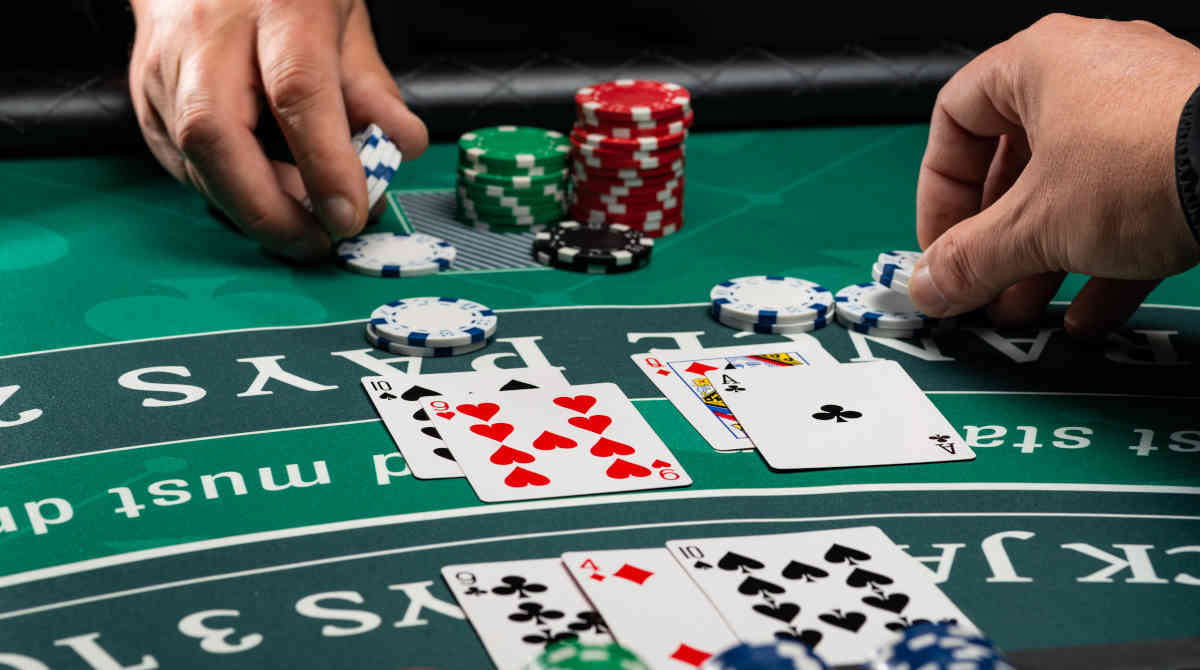 Blackjack splitting rules when do you split in blackjack 